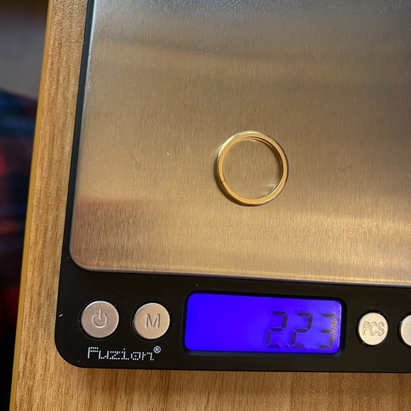 Elegant 14K Yellow Gold Women's Ring - size 4 & over 2.2 g - Picture 5 of 9